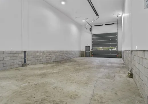Propriété commerciale à vendre - 51 Rue des Métiers, App. 7, Lavaltrie, J5T 0K7