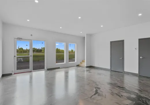 Propriété commerciale à vendre - 51 Rue des Métiers, App. 7, Lavaltrie, J5T 0K7