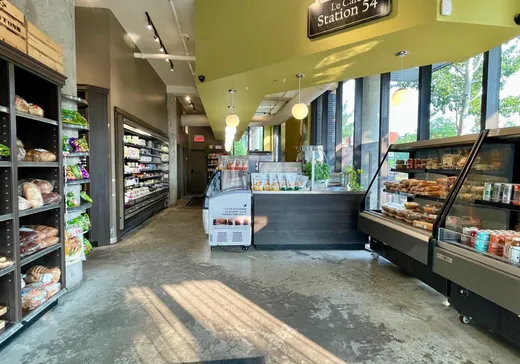 Propriété commerciale à vendre - 760 Boul. Rosemont, Montréal (Rosemont–La Petite-Patrie), H2S 0A7