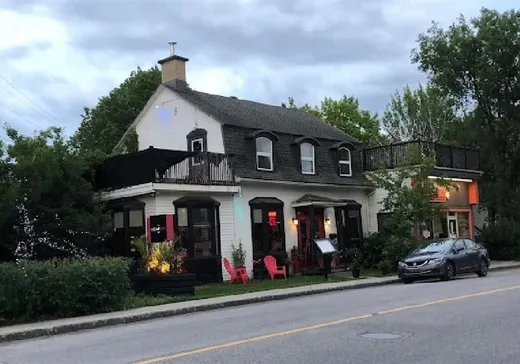 Propriété commerciale à vendre - 1648 Ch. St-Louis, Ste-Foy, G1S1G8