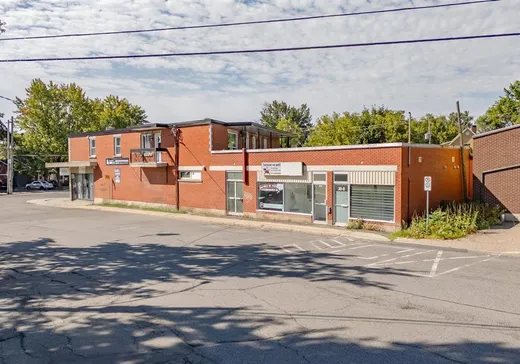 Propriété commerciale à vendre - 300-310 Rue St-Georges, Victoriaville, G6P 3A2