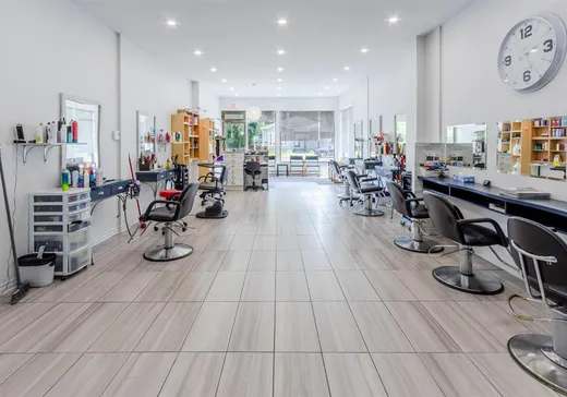 Propriété commerciale à vendre - 300-310 Rue St-Georges, Victoriaville, G6P 3A2