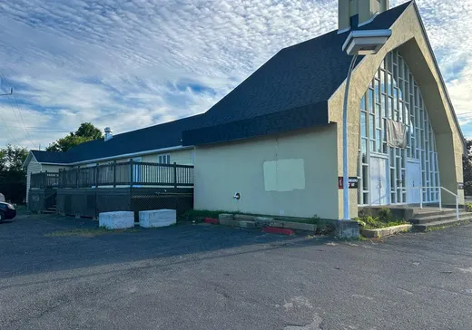 Propriété commerciale à vendre - 4021 Boul. St-Joseph, Drummondville, J2B 4C1