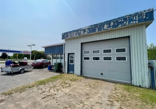 Propriété commerciale à vendre - 587 Route de l'Église, Saint-Jean-Port-Joli, G0R 3G0