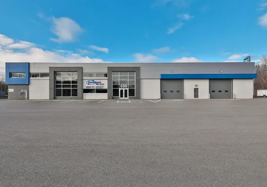 Bâtiment Industriel à vendre - 630 Boul. Roland-Godard, Saint-Jérôme, J7Y 4C5