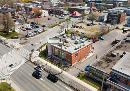Propriété commerciale à vendre - 150 Rue St-Georges, Drummondville, J2C 4H1