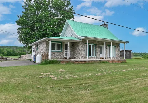 Farm for Sale - 6775 Route Sir-Wilfrid-Laurier, Mirabel, J7N 1L6