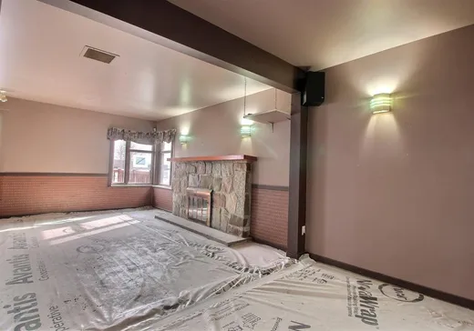 Commercial Property for Sale - 777 Rue Commerciale N., Témiscouata-sur-le-Lac, G0L 1E0