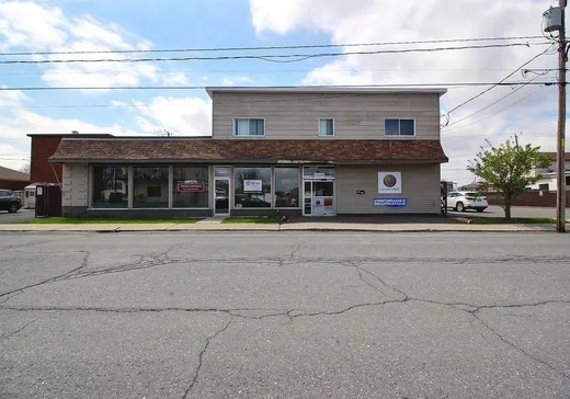 Propriété commerciale à vendre - 1226-1228 Rue Dionne, Drummondville, J2B 2N7