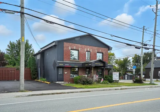 Propriété commerciale à vendre - 602-604 Rue du Conseil, Sherbrooke, J1G 1K5