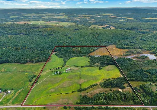 Ferme à vendre - 20 Ch. Sixth Line E., Bristol, J0X 1G0