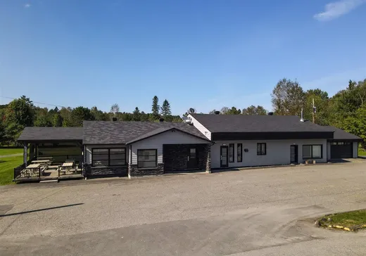 Commercial Property for Sale - 1564-1570 Route du Président-Kennedy, Saint-Côme-Linière, G0M 1J0