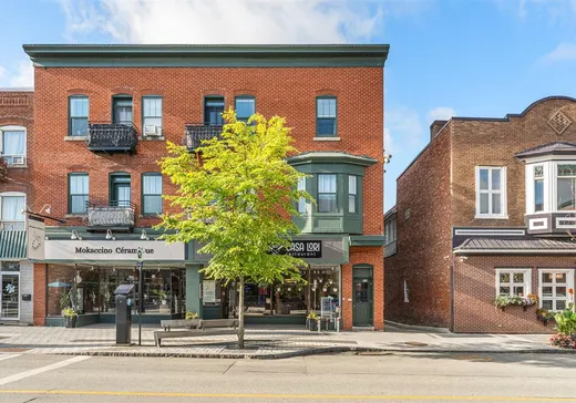 Commercial Property for Sale - 306 Rue Principale O., Magog, J1X 2A9