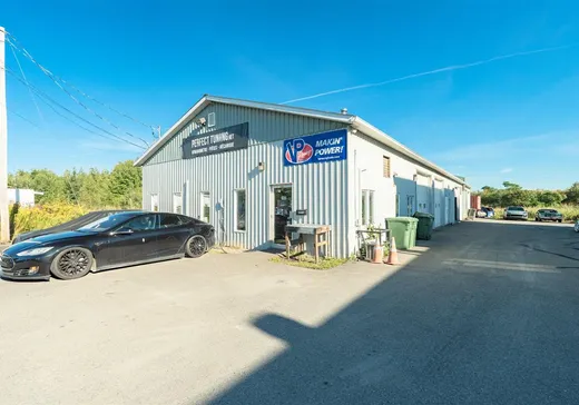 Commercial Property for Sale - 4935-4937 Boul. Industriel, Sherbrooke, J1R 0P4