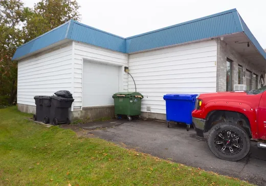 Propriété commerciale à vendre - 104 Rue Dupont, Pont-Rouge, G3H 1M6