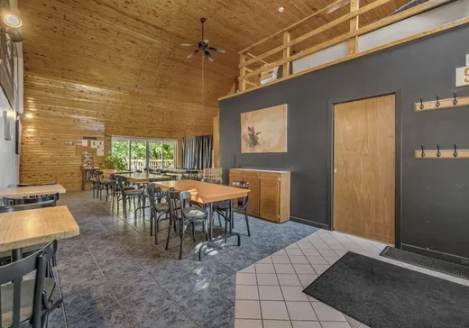 Farm for Sale - 270 Ch. Jean-Guérin O., St-Henri-de-Levis, G0R 3E0