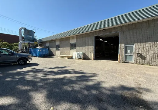 Industrial Building for Sale - 11300 26e Avenue (R.-d.-P.), Montreal (Rivière des Prairies), H1E 2X1