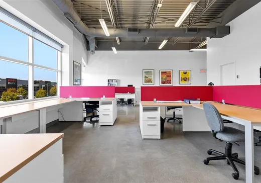 Propriété commerciale à vendre - 4490 Rue Garand, Laval (Sainte-Rose), H7L 5Z6