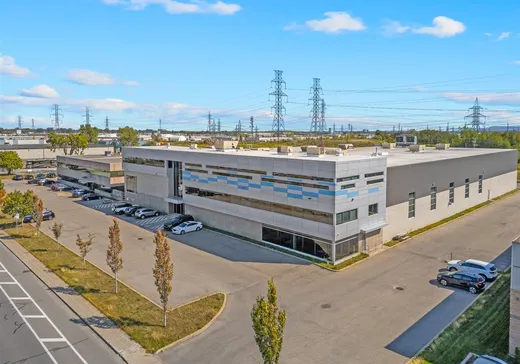 Bâtiment Industriel à vendre - 1630 Boul. Dagenais O., Laval (Chomedey), H7L5C7