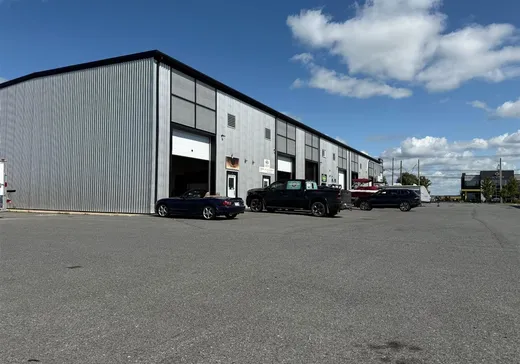 Commercial Condo for Sale - 1352 Boul. Lionel-Boulet, Varennes, J3X 1P7
