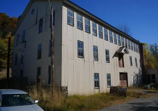 Industrial Building for Sale - 46 Rue Railroad, Stanstead, J0B 3E2