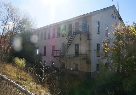 Industrial Building for Sale - 46 Rue Railroad, Stanstead, J0B 3E2
