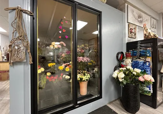 Commercial Property for Sale - 533 Rue Principale, Lachute, J8H 1Y6