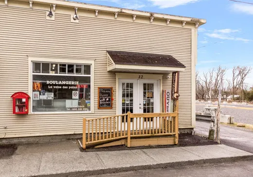 Commercial Condo for Sale - 12 Rue du Dépôt, Sutton, J0E 2K0