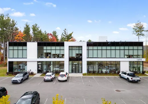 Industrial Building for Sale - 1499 Boul. Michèle-Bohec, Blainville, J7C 0Y4