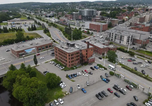 Propriété commerciale à vendre - 35 Rue King O., Sherbrooke, J1H 1N4