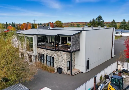 Propriété commerciale à vendre - 1887 Boul. St-Joseph O., Drummondville, J2B 8A8