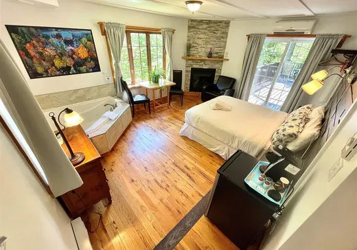 Propriété commerciale à vendre - 2222 Boul. de Ste-Adèle, Sainte-Adèle, J8B 2N5