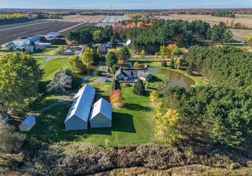Farm for Sale - 770 3e rang de Simpson, St-Cyrille-De-Wendover, J1Z 1Y4