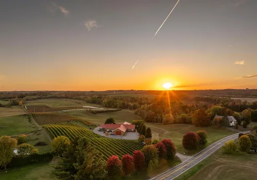 Commercial Property for Sale - 160-186 Route 143, Richmond, J0B 2B0