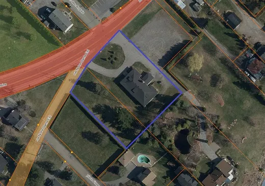 Propriété commerciale à vendre - 890 Rue Notre-Dame E., Trois-Rivières, G8T4J3