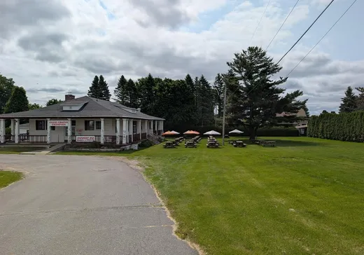 Propriété commerciale à vendre - 890 Rue Notre-Dame E., Trois-Rivières, G8T 4J3