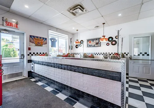 Propriété commerciale à vendre - 701 Route 359, Shawinigan, G0X 1L0