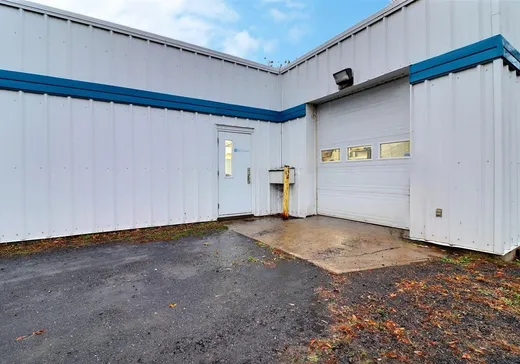Propriété commerciale à vendre - 5938 Rue Principale, Sainte-Croix, G0S 2H0