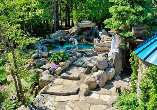 Propriété commerciale à vendre - 2222-2334 Boul. de Ste-Adèle, Sainte-Adèle, J8B 2N5