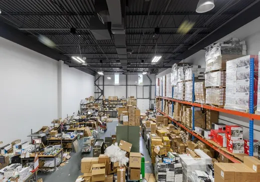 Propriété commerciale à vendre - 9279Z Rue Thimens, Montréal (Pierrefonds-Roxborro), H8Y 0A1