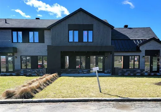 Propriété commerciale à vendre - 2970-2992 Ch. Milletta, Orford, J1X 0R4