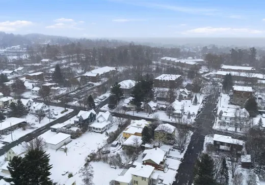 Propriété commerciale à vendre - 365-369 Rue Merry N., Magog, J1X 2G4