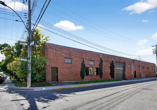 Bâtiment Industriel à vendre - 65 Rue de Port-Royal E., Montréal (Ahuntsic/Cartierville), H3L 2A7