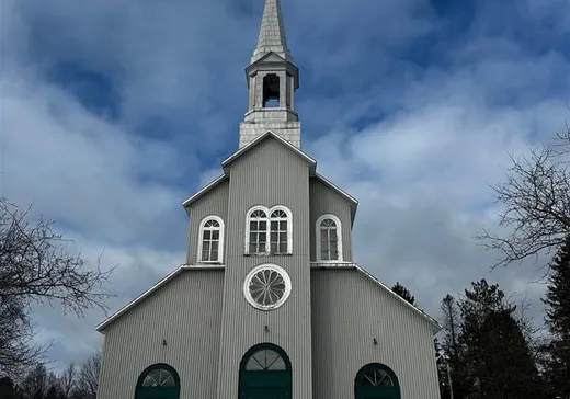 Propriété commerciale à vendre - 84 Rue Principale, Sainte-Christine-d'Auvergne, G0A 1A0