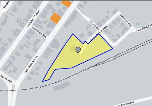 Propriété commerciale à vendre - 1623 Av. Ste-Anne, Shawinigan, G9N 2C8