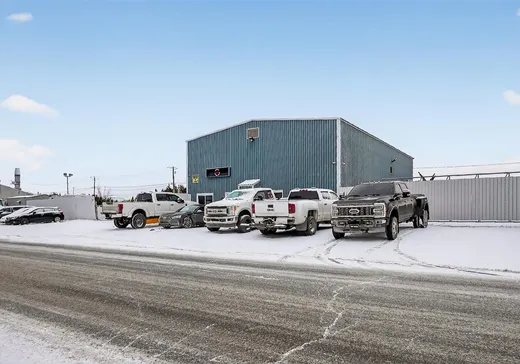 Propriété commerciale à vendre - 531 Rue Charbonneau, Saint-Amable, J0L 1N0