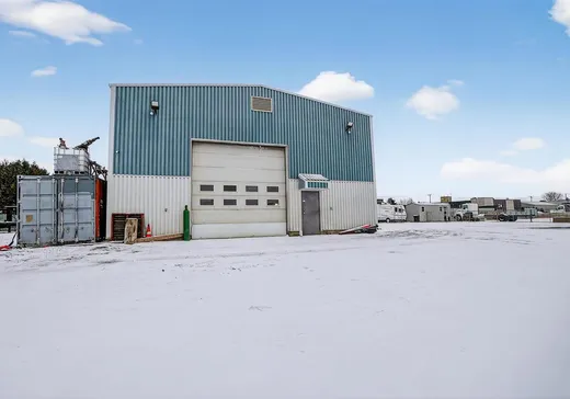 Propriété commerciale à vendre - 531 Rue Charbonneau, Saint-Amable, J0L 1N0