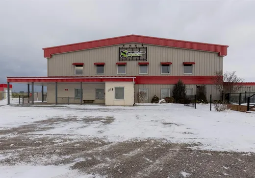 Bâtiment Industriel à vendre - 170 Av. du Havre, Rimouski, G5M 0B9