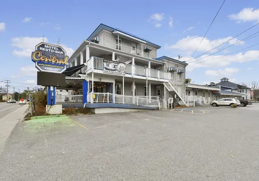 Commercial Property for Sale - 510 Rue Brassard, Saint-Michel-des-Saints, J0K 3B0