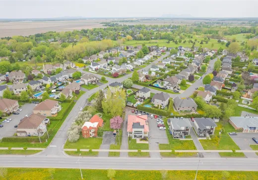 Propriété commerciale à vendre - 467 Boul. St-Luc, Candiac, J5R 6P1